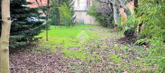 3 rooms House in Parma, Italy No. 129452 3