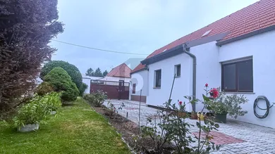 3غرفة منزل في Eisenstadt Umgebung, Austria رقم 243270