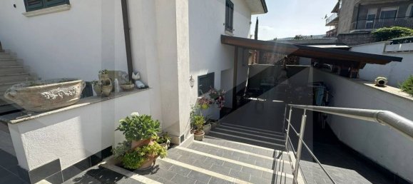 Вилла с 3 спальнями в Авеццано, Италия № 300911 32