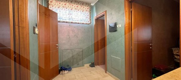 Вилла с 3 спальнями в Авеццано, Италия № 300911 24