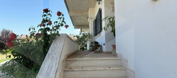 Вилла с 3 спальнями в Авеццано, Италия № 300911 2