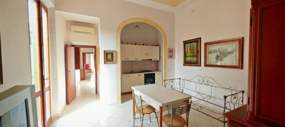 Квартира с 4 спальнями в Понсакко, Италия № 326374 6