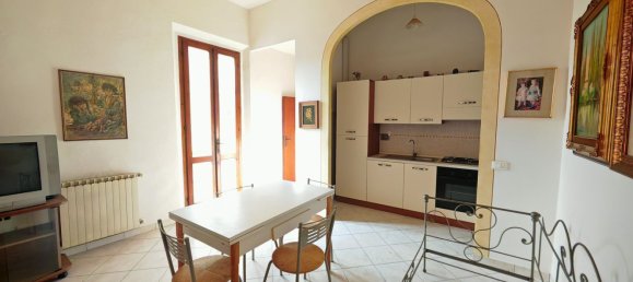 Квартира с 4 спальнями в Понсакко, Италия № 326374 5