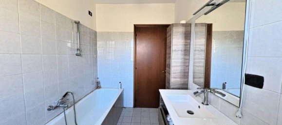 Apartamento de 3 divisões em Senna Lodigiana, Italy N.º 153773 12