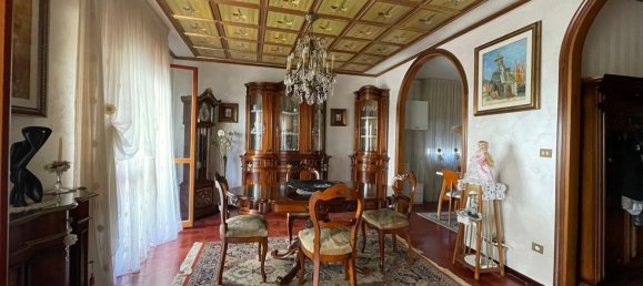 5 rooms House in Chioggia, Italy No. 58146 2