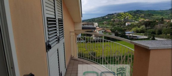 5 rooms Penthouse in Alba Adriatica, Italy No. 94555 46