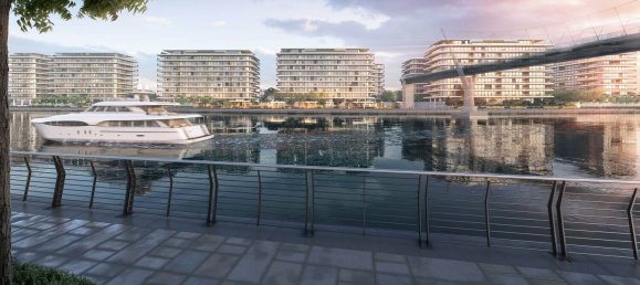 Studio in Dubai, UAE No. 121352 2