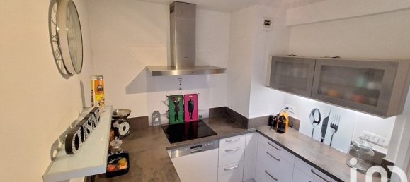 1 bedroom Duplex in Chartres, France No. 210054 11