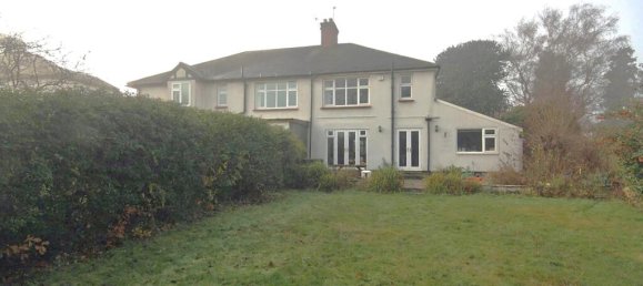 3 bedrooms House in Leatherhead, United Kingdom No. 13771 12