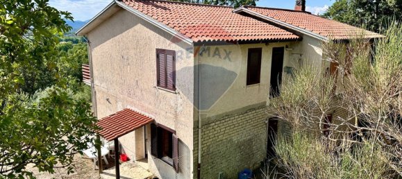 3 bedrooms Villa in Torricella in Sabina, Italy No. 352693 4