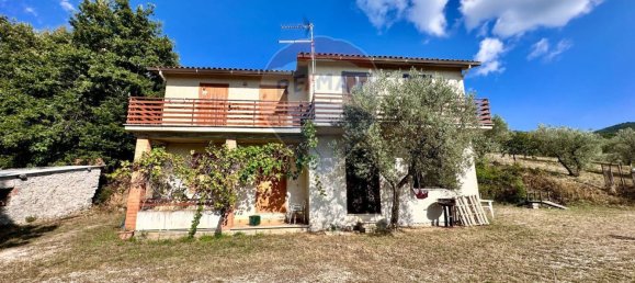 3 bedrooms Villa in Torricella in Sabina, Italy No. 352693 3