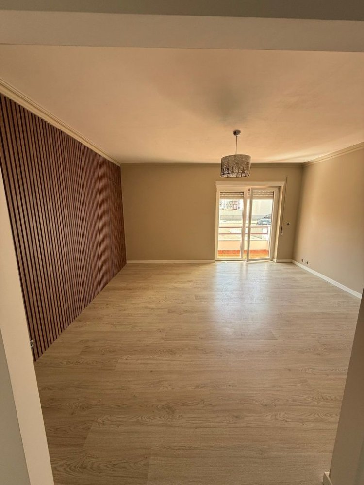 3 bedrooms Apartment in Caldas da Rainha, Portugal No. 338096