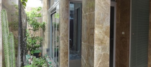 Villa de 4 dormitorios en Tay Ho, Vietnam No. 5505 6