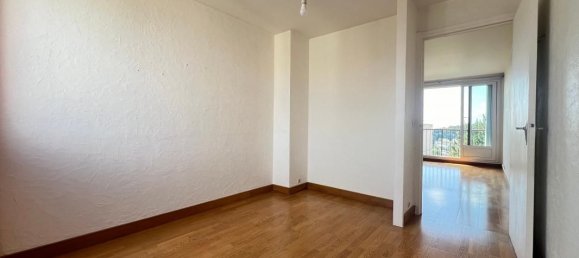 3 bedrooms Apartment in Le Plessis-Robinson, France No. 296574 9