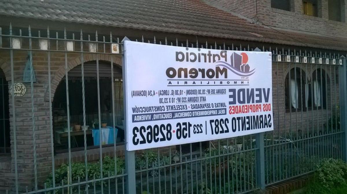 2 bedrooms House in Mar del Plata, Argentina No. 76186