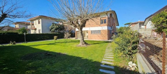 4غرفة فيلا في Forte dei Marmi, Italy رقم 86862 2