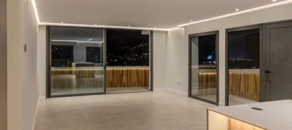 2 bedrooms Penthouse in Marbella, Spain No. 125281 7