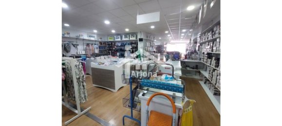 101m² Commercial property in Cordoba, Spain No. 152409 2