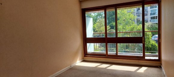 Studio in Yvelines, France No. 184982 3