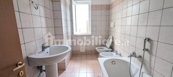 3 Schlafzimmer Wohnung in Cimitile, Italy, Nr. 290260 8