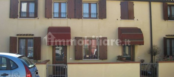 2 bedrooms House in Molinella, Italy No. 317377 3