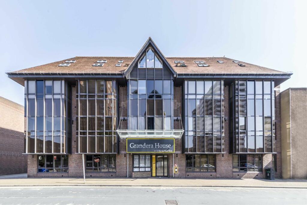 2 bedrooms Apartment in Sunbury-on-Thames, United Kingdom No. 10202