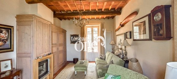 5 bedrooms Villa in Massarosa, Italy No. 80388 21