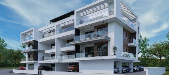 3 bedrooms Penthouse in Kato Polemidia, Cyprus No. 12045 6