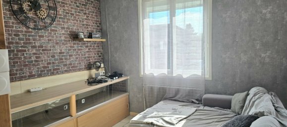 3 bedrooms House in Breval, France No. 347012 4