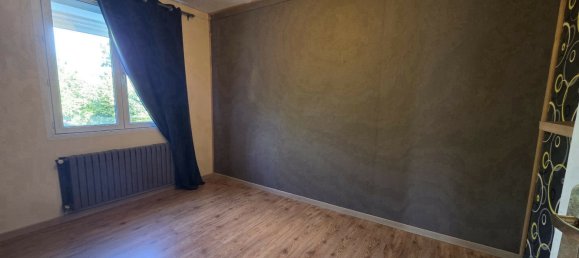 3 bedrooms House in Breval, France No. 347012 9