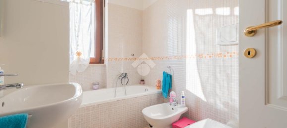 3 rooms Apartment in Rome, Italy No. 149412 14