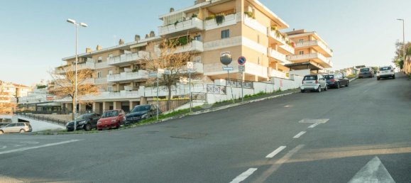 3 rooms Apartment in Rome, Italy No. 149412 18