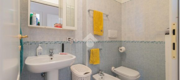 3 rooms Apartment in Rome, Italy No. 149412 11