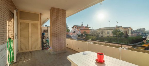 3 rooms Apartment in Rome, Italy No. 149412 6