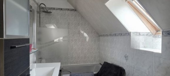 4 bedrooms House in Clermont, France No. 322846 6