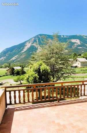 5 bedrooms House in Thorame-Haute, France No. 303478