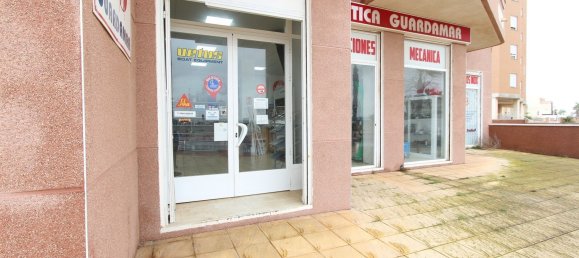 Propiedad comercial en Guardamar del Segura, Spain 134 m² No. 93350 4