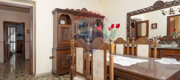 6 rooms Apartment in Palermo, Italy No. 19408 5
