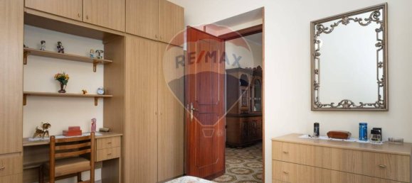 6 rooms Apartment in Palermo, Italy No. 19408 22