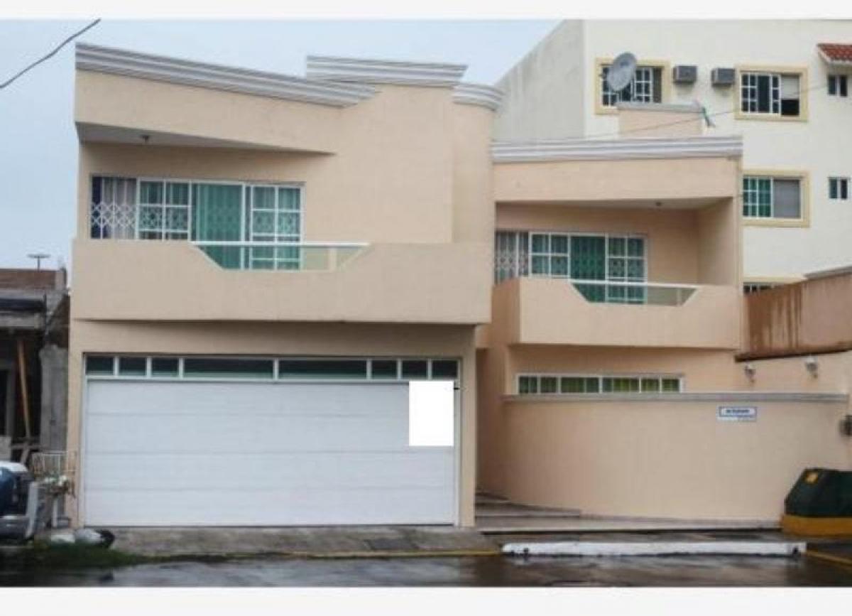 3 bedrooms House in Veracruz, Mexico No. 207800