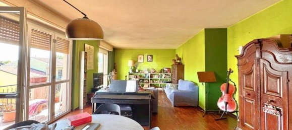 2 bedrooms Apartment in Novara, Italy No. 300394 4
