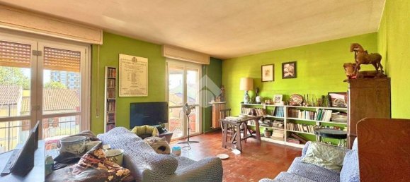 2 bedrooms Apartment in Novara, Italy No. 300394 2