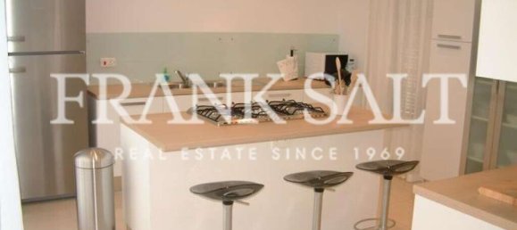 4 bedrooms Villa in Saint Paul's Bay, Malta No. 7773 5