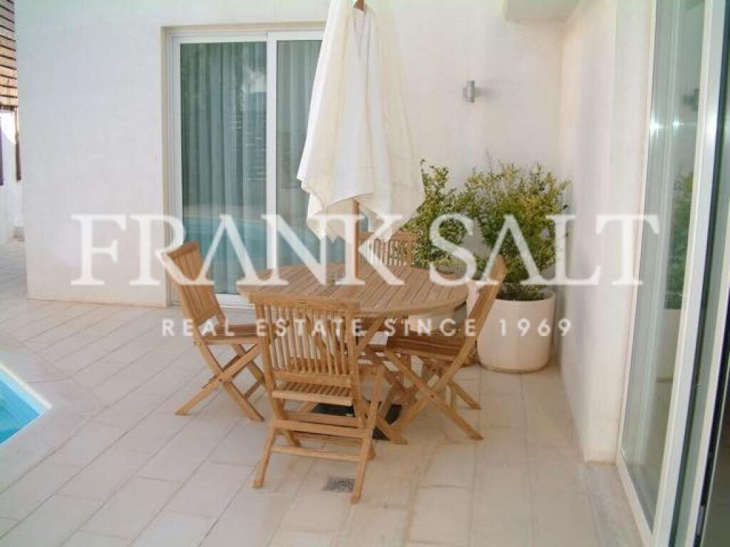 4 bedrooms Villa in Saint Paul's Bay, Malta No. 7773