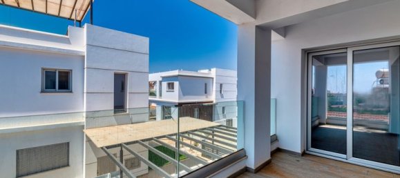 4 غرف نوم فيلا في Paralimni, Cyprus رقم 9307 19