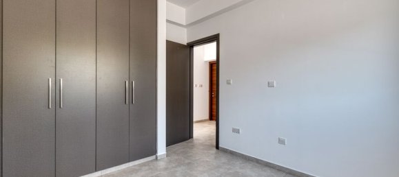 4 غرف نوم فيلا في Paralimni, Cyprus رقم 9307 8