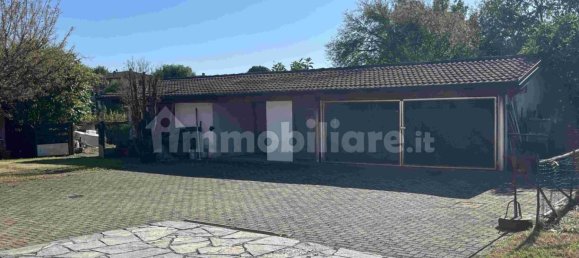 Villa de 4 dormitorios en Angera, Italy No. 259941 16