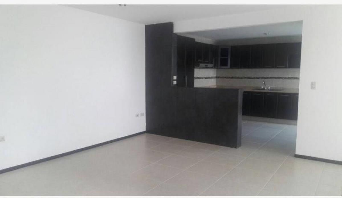 4 bedrooms House in Puebla, Mexico No. 162070
