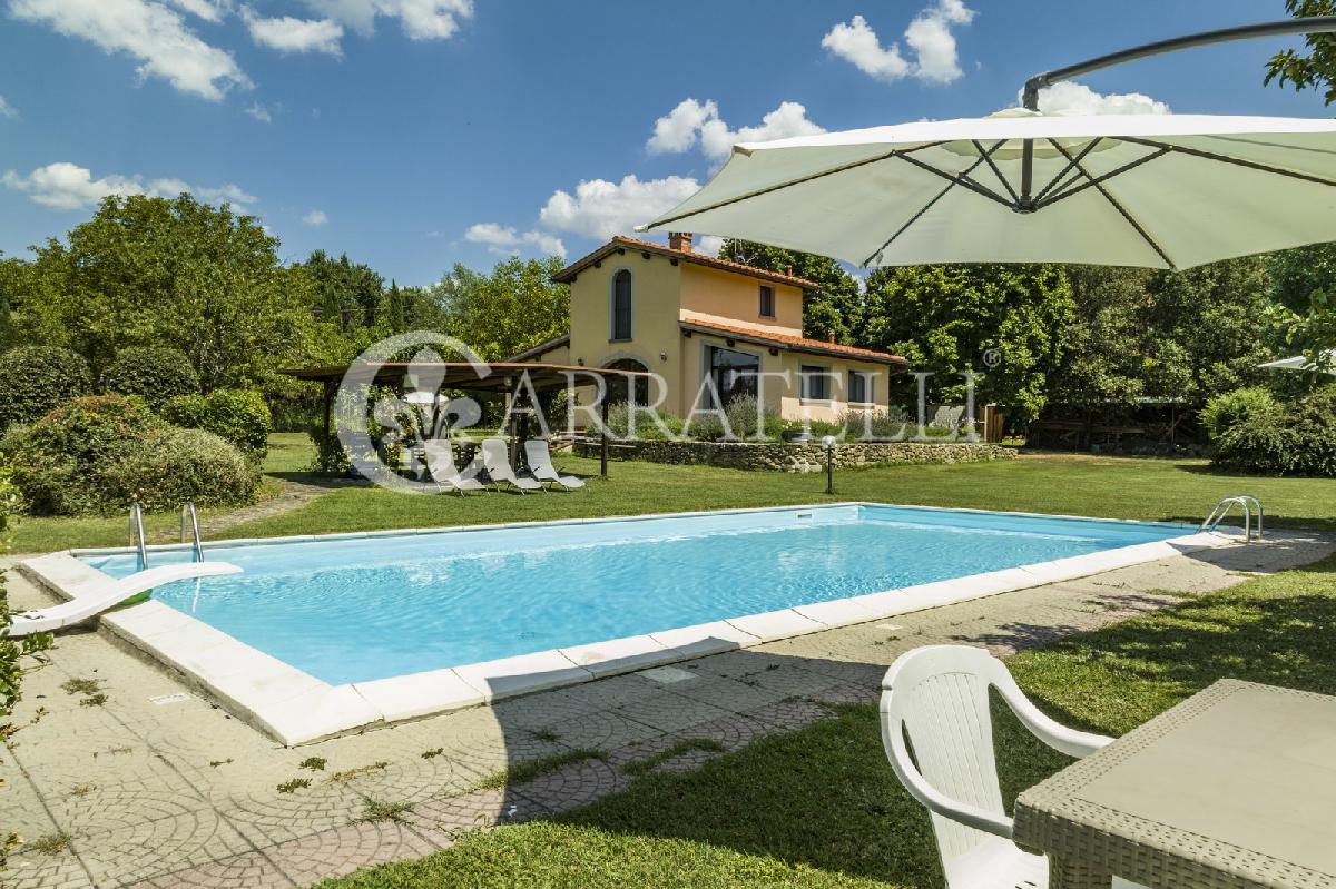 9 bedrooms House in Terranuova Bracciolini, Italy No. 78406