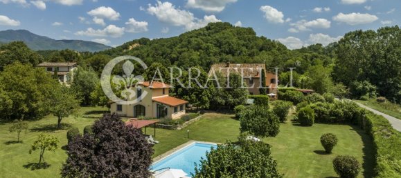 9 bedrooms House in Terranuova Bracciolini, Italy No. 78406 2